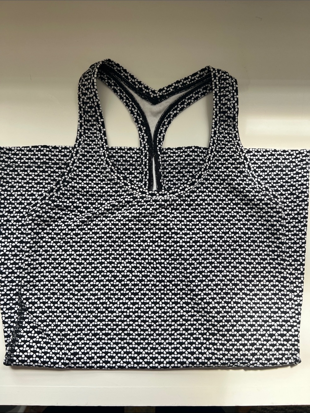 Lululemon Black & White Printed Women's athletic tank with Racerback